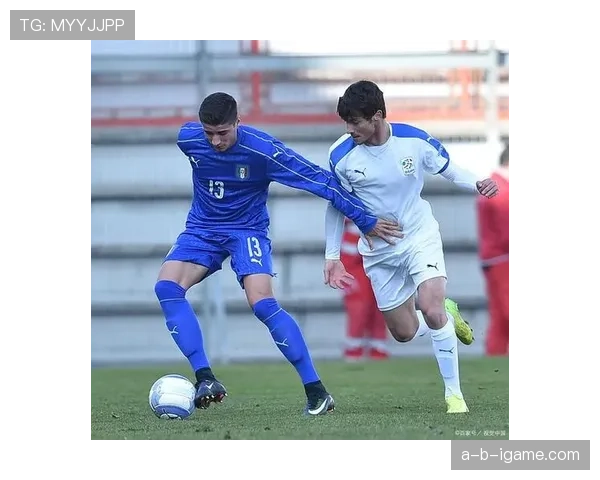乌拉圭队中场掌控力持续增强，赛场表现抢眼