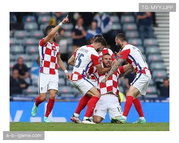 德里克·罗斯高效突破助球队提升关键时刻得分结构