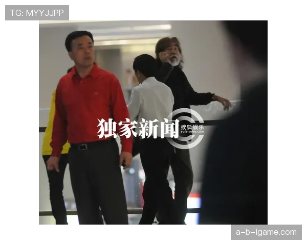 熊朝忠机场拎的那个包账单一传出来，我差点把手机摔了